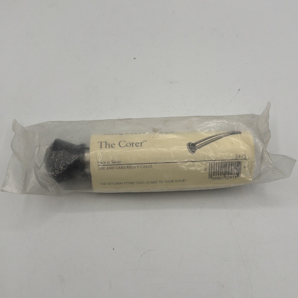 Pampered Chef The Corer #2415 – New in the Package